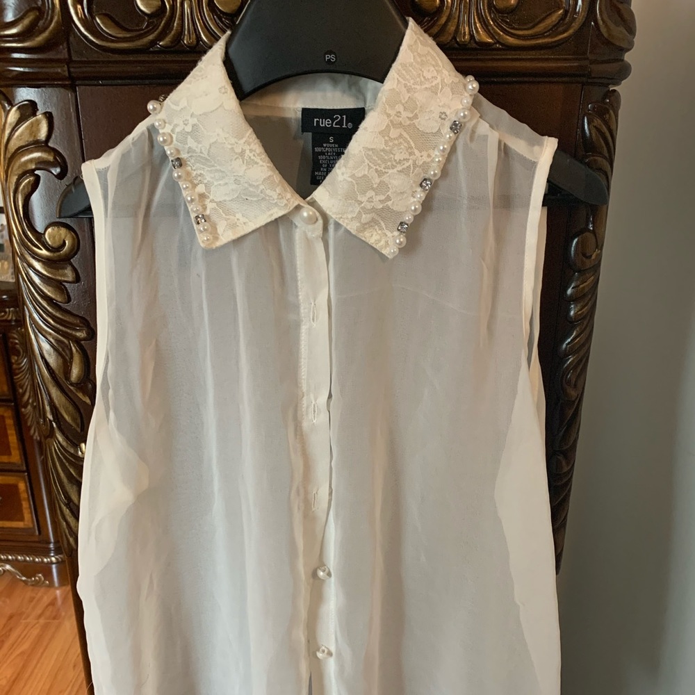 Women Blouses